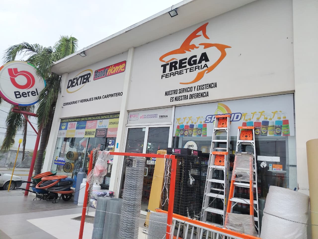 Fachada de Ferretería Trega Sucursal
